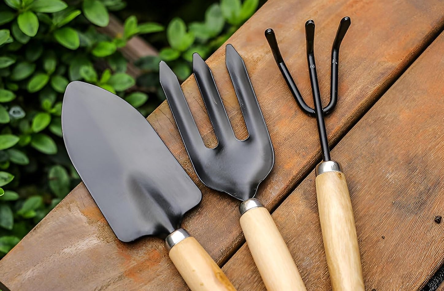GARDEN TOOL